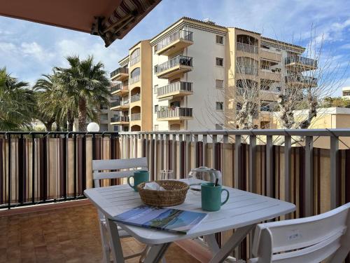 Appartement Sainte-Maxime, 2 pièces, 4 personnes - FR-1-226-448