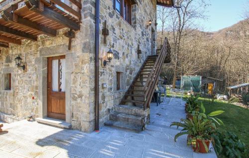 外部景觀, Awesome Home In Biacis With Wifi in 聖皮耶特羅阿爾納蒂索內