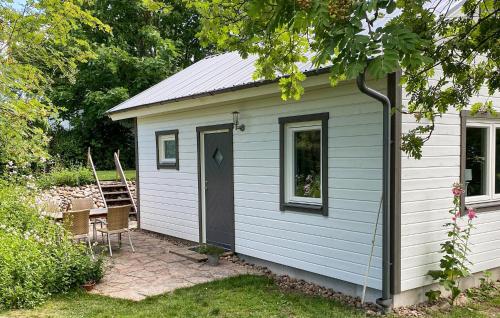 Nice Home In Farhult With Kitchen