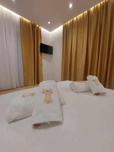 Double Room with Terrace image 2