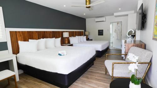 Ivory Sands Beach Suites in Clearwater Beach, USA