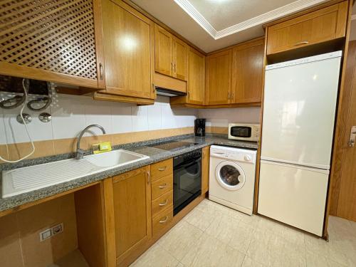 Apartamentos Estacion Oropesa 3000 - 주방