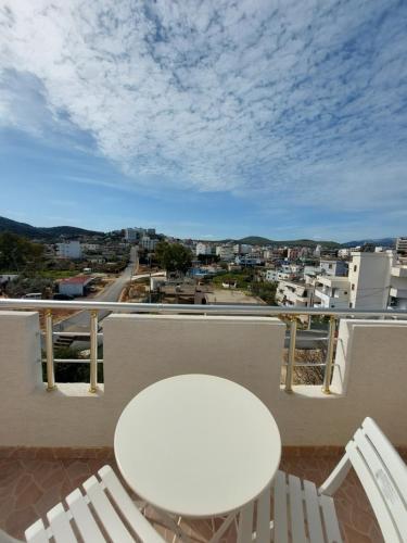Triple Room with Terrace room in Villa-Leandro