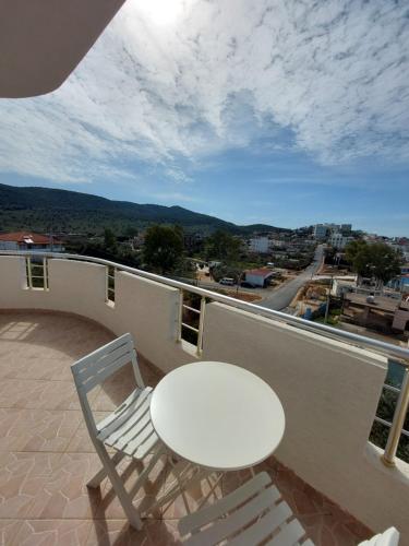 Triple Room with Terrace image 9
