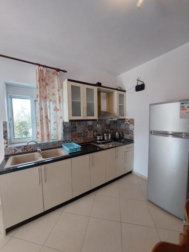 Villa-Leandro – Ksamil, OR