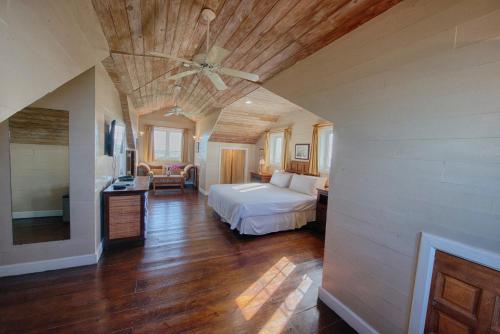 A Stone's Throw Away in Nassau