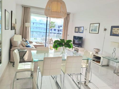 Noctua Estepona Luxury Apartment Belair 005 in เบล-แอร์