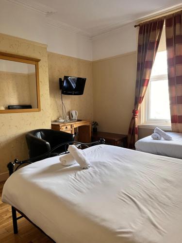 Beech Mount Grove Suites - image 4