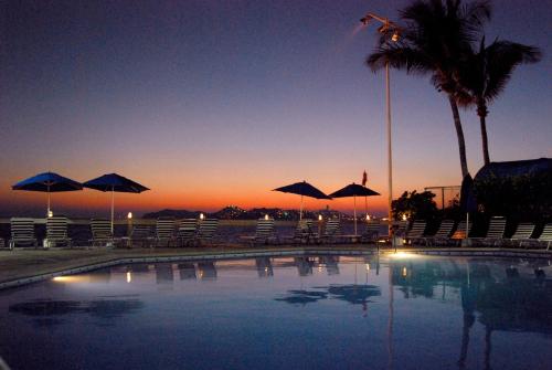 Hotel Acapulco Malibu - image 4