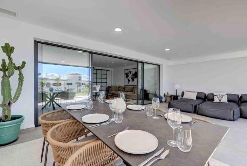 Luxury apartment in Mirador de Estepona Hills