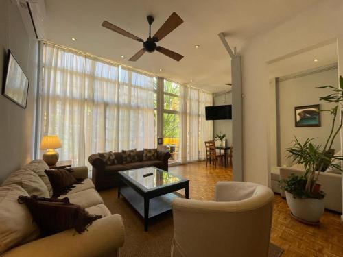 Casa Consell Apartments - image 8