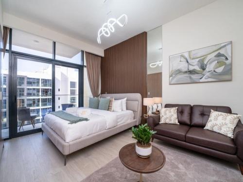 LUXFolio Retreats - Trendy Studio - main image