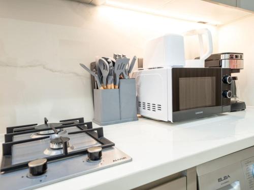 LUXFolio Retreats - Modern Azizi Retreat - image 7