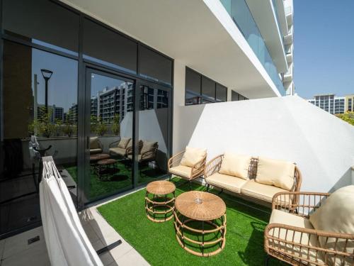 LUXFolio Retreats - Modern Azizi Retreat - image 12