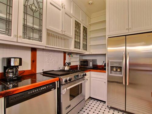 Washington Square Manor Washington Square Manor