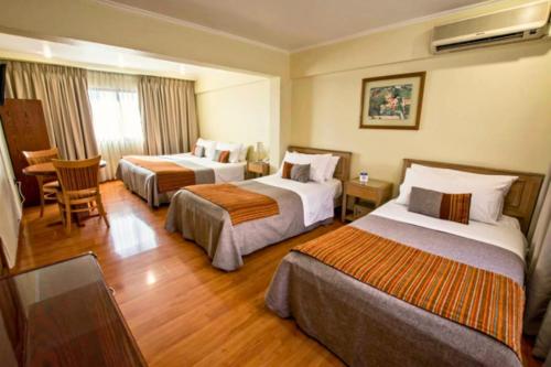 HOTEL DACARLO – Santiago de Chile, NY