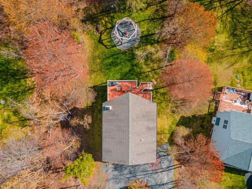 Cheerful 6 bedroom in the heart of Poconos in Long Pond, USA