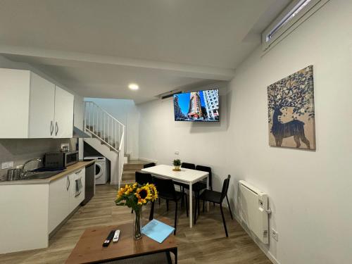 Apartamentos Madrid Connection - Universidad by Oshun Apartments - image 4