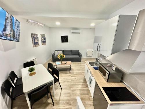 Apartamentos Madrid Connection - Universidad by Oshun Apartments - image 3