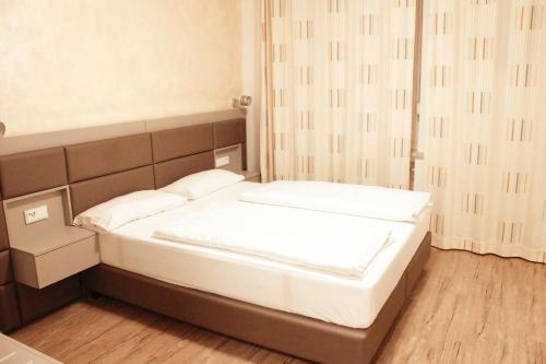 Isar City Hotel - image 3