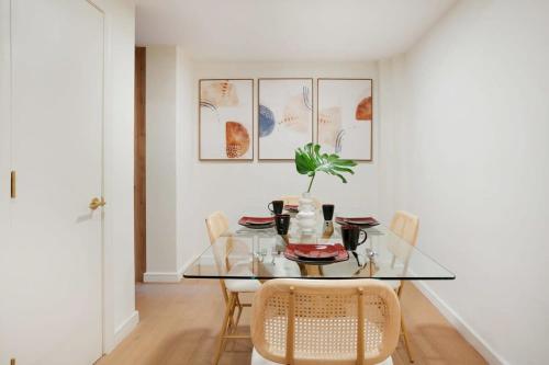 52-3DE Newly renovated 2BR BTH Midtown East, New York (Foto 10)