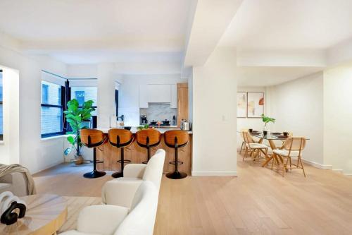 52-3DE Newly renovated 2BR BTH Midtown East - image 5