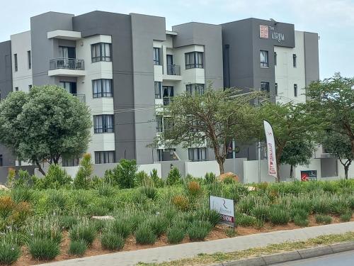 Stylish Premium Apartment Rivonia, Sandton