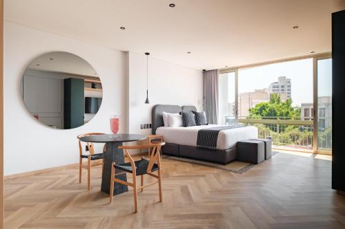 room detail thumbnail 0