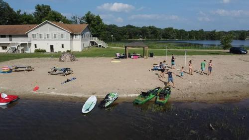 Escape to Nature and Lake views Studio Style Rooms in Batlleika (MN)