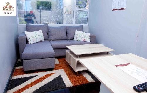 JFT self catering units – East London, IA