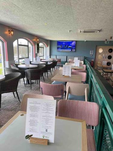 Hoburne Devon Bay - Hot Tub 2 Bed Paignton photo 4