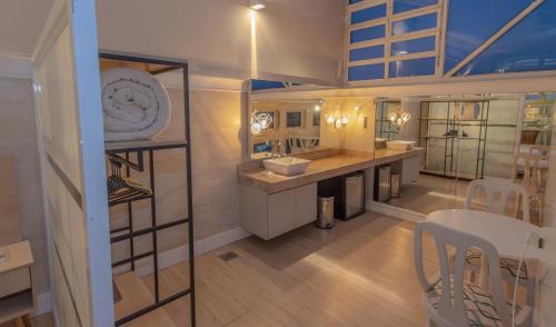 里泽库里提巴酒店