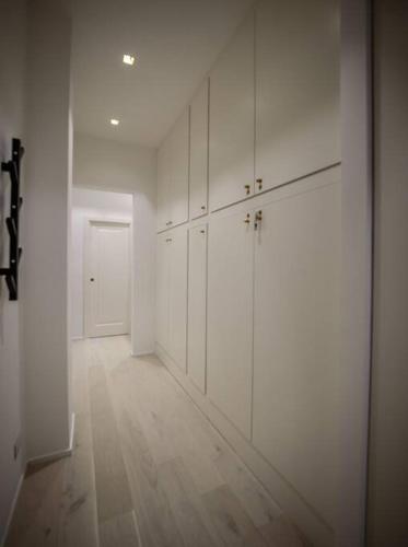 Luxury apartment in Naples - image 3