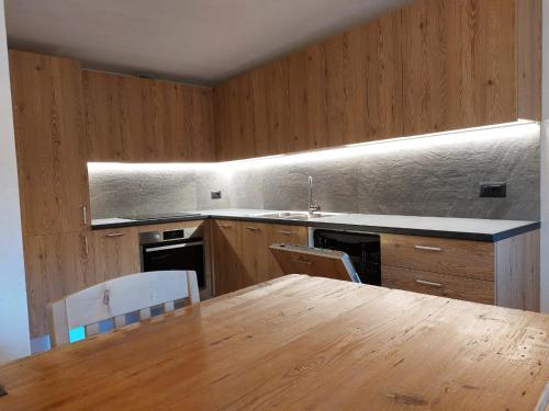 LA POESIA DOLOMITI APARTMENTS in Rivamonte Agordino