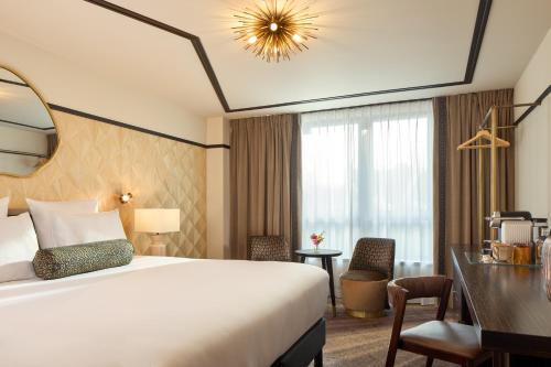 room detail thumbnail 0