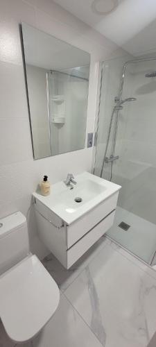 Cómodo apartamento en Playa Gandia - image 4