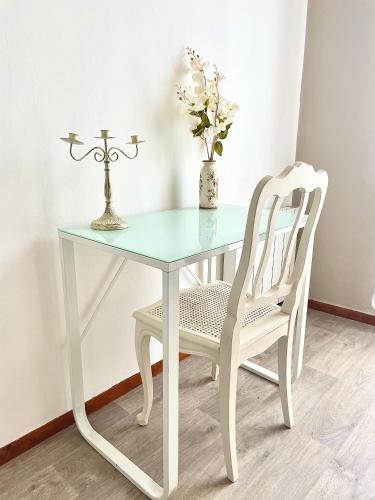 CHARMANT APPARTEMENT AVEC GRANDE CAPACITÉ D’ACCUEIL (CHARMANT APPARTEMENT AVEC GRANDE CAPACITE D’ACCUEIL) in Rennes Suburbs