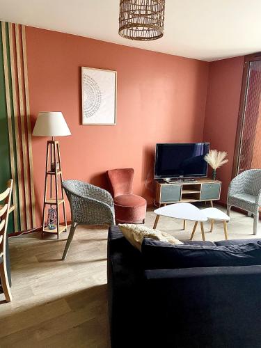 Charmant Appartement Avec Grande Capacité D’accueil - Location saisonnière - Saint-Jacques-de-la-Lande