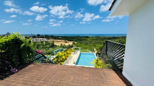 Hillside Oceanview Villa