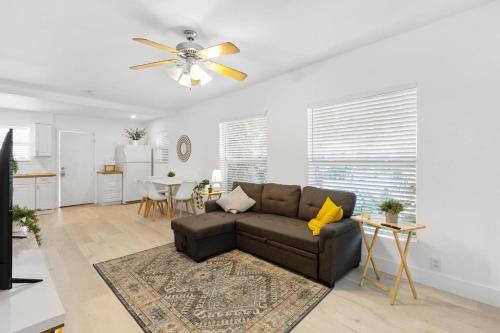 Dreamy 1-bedroom apt walking distance to Las Olas in Fort Lauderdale, USA