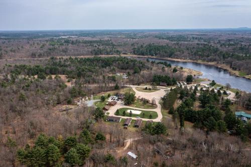 6 Guests 3br, Fully Furnished, On-site Enjoyment in Neillsville, USA