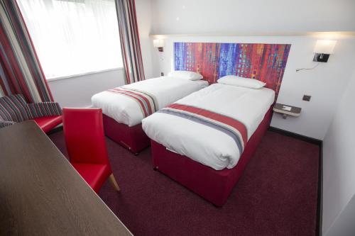 Ramada Milton Keynes - image 14