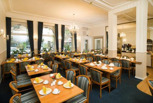 طعام و مشروبات, Hotel Konigshof in ماينز