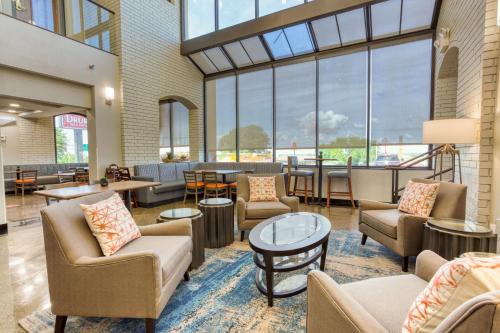 Drury Inn and Suites St Louis Collinsville - image 11