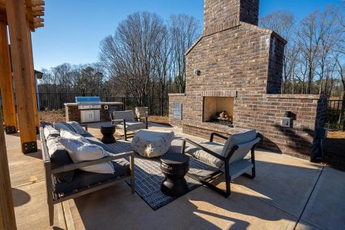 Modern Brand New 3BR 2B Apt in Heart of Athens in Athens, USA