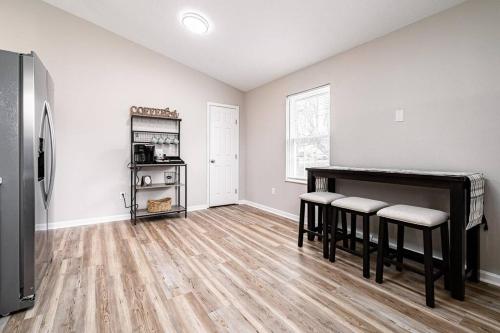 Essential Escape in Radcliff, USA