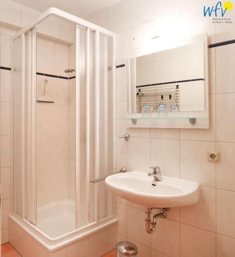 Apartment with Balcony image 10