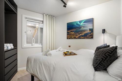 King bed - Behind Bryggen - Renovated des 23, Bergen (photo 5)