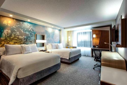 Courtyard by Marriott Montreal West Island/Baie D’Urfe