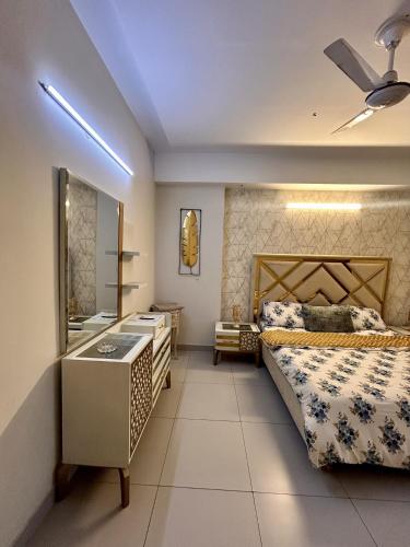 Capital Lagoon Hotel Apartments - image 10